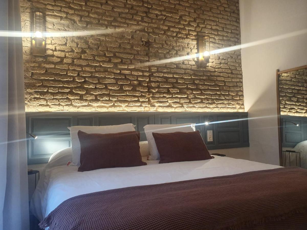 San Jorge Suites Triana Sewilla Zewnętrze zdjęcie